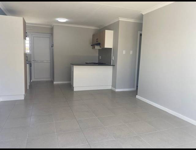 2 BEDROOM TOWNHOUSE FOR SALE IN FAIRVIEW